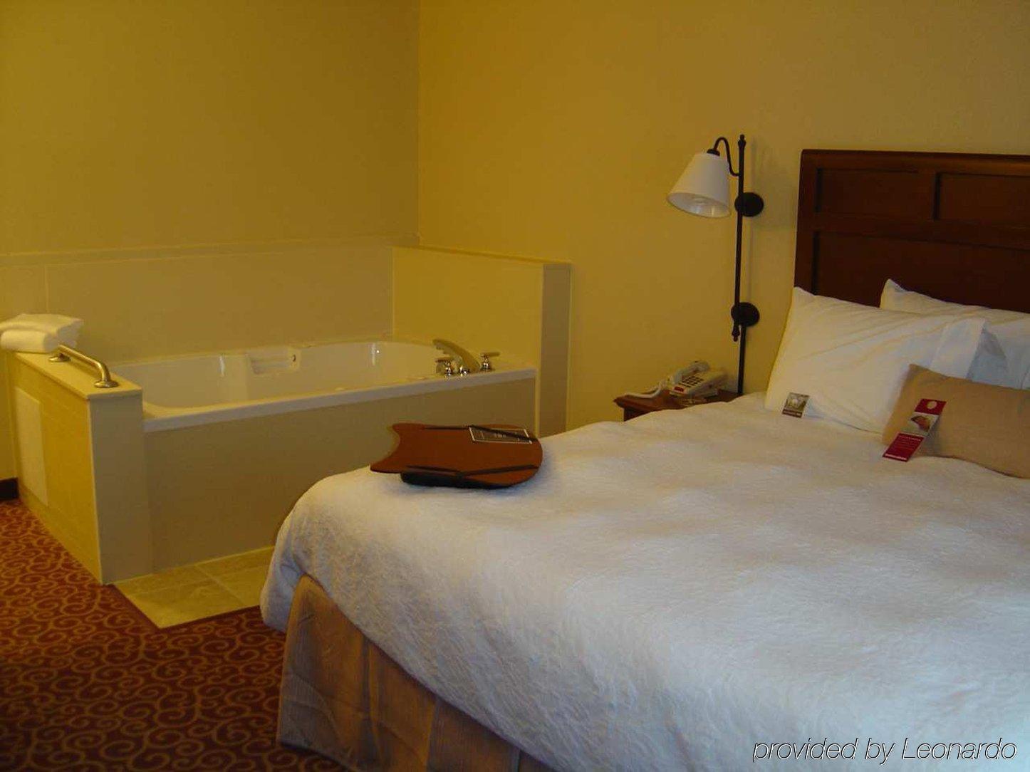 Hampton Inn & Suites Fremont Quarto foto